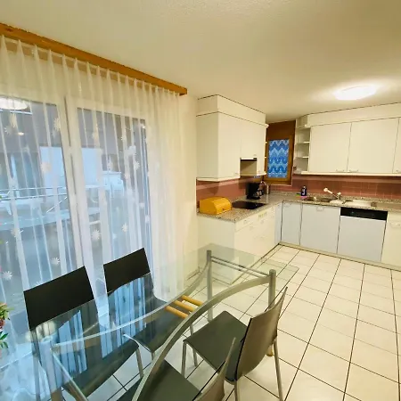 Facing * نيدريد